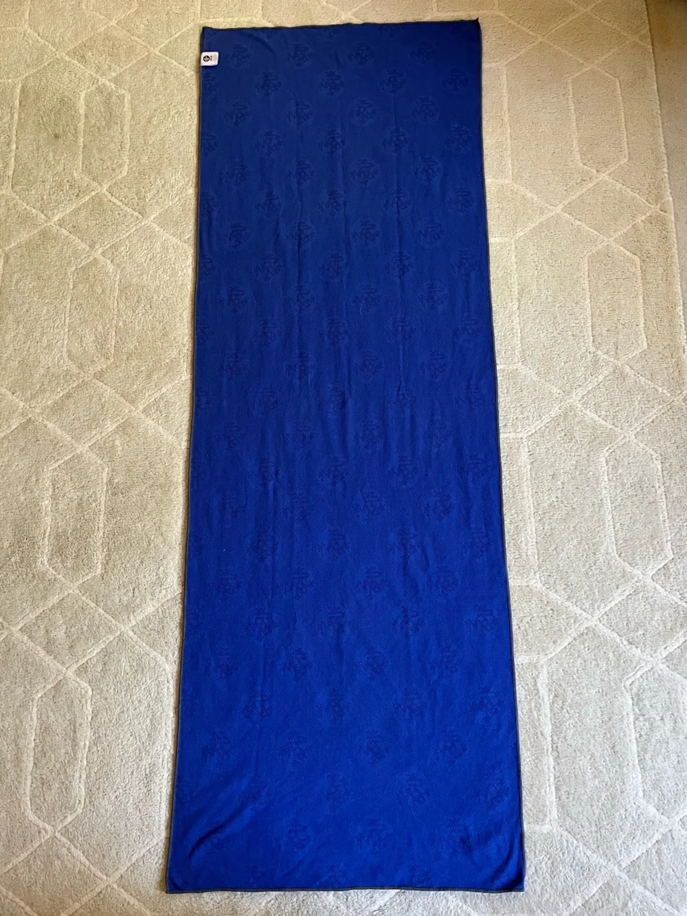 Manduka eQua HOLD Yoga Mat Towel